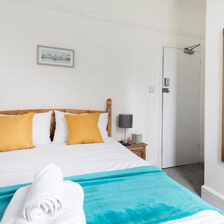 فندق Oasis House فالموث المظهر الخارجي الصورة